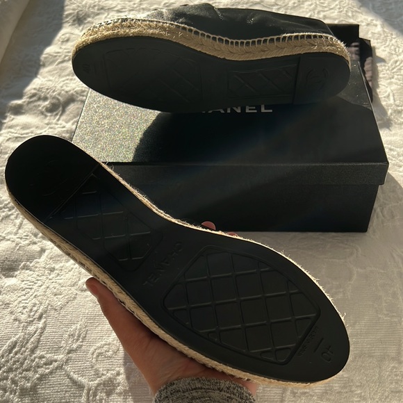 Classic Lambskin Black Chanel Espadrilles. Buttery smooth so comfy. Never worn - Picture 5 of 6